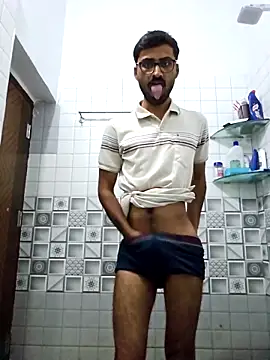 Snapshot of krishna8035 chatting on December 5, 2025, 1:53 pm krishna8035 online show from December 5, 2025, 1:53 pm