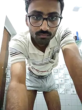 Snapshot of krishna8035 chatting on October 28, 2025, 8:24 am krishna8035 online show from October 28, 2025, 8:24 am