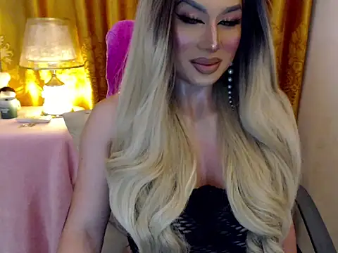 Snapshot of yourmistressofevil69 chatting on June 8, 2026, 5:02 pm yourmistressofevil69 online show from June 8, 2026, 5:02 pm