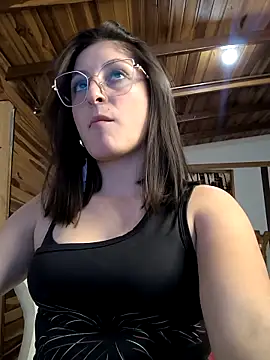 IsabelaGomez online show from April 25, 2026, 11:35 pm