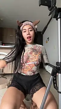 Snapshot of aimi_art1 chatting on March 27, 2026, 9:05 pm aimi art1 online show from March 27, 2026, 9:05 pm