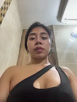 Snapshot of aimi_art1 chatting on March 2, 2026, 5:19 am aimi art1 online show from March 2, 2026, 5:19 am