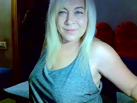 Snapshot of AgoniA7 chatting on November 30, 2025, 4:41 pm AgoniA7 online show from November 30, 2025, 4:41 pm