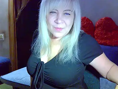 Snapshot of AgoniA7 chatting on November 4, 2025, 3:54 am AgoniA7 online show from November 4, 2025, 3:54 am