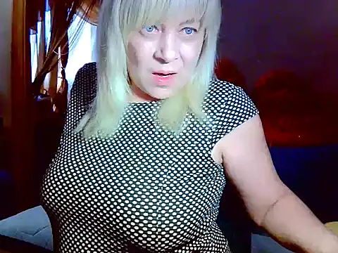 Snapshot of AgoniA7 chatting on April 21, 2026, 3:29 pm AgoniA7 online show from April 21, 2026, 3:29 pm