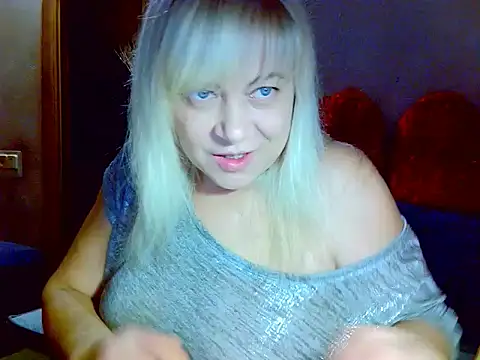 Snapshot of AgoniA7 chatting on November 2, 2025, 3:22 am AgoniA7 online show from November 2, 2025, 3:22 am