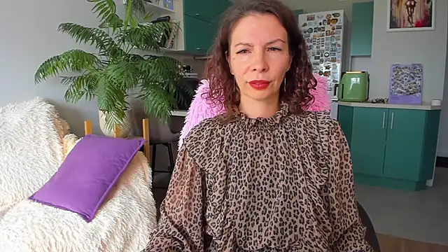 Snapshot of ChristinaGlory chatting on July 9, 2026, 12:48 pm ChristinaGlory online show from July 9, 2026, 12:48 pm