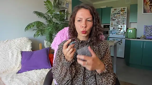 Snapshot of ChristinaGlory chatting on June 14, 2026, 9:54 am ChristinaGlory online show from June 14, 2026, 9:54 am