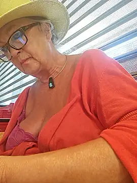 MucMilf59 online show from June 30, 2026, 11:21 am