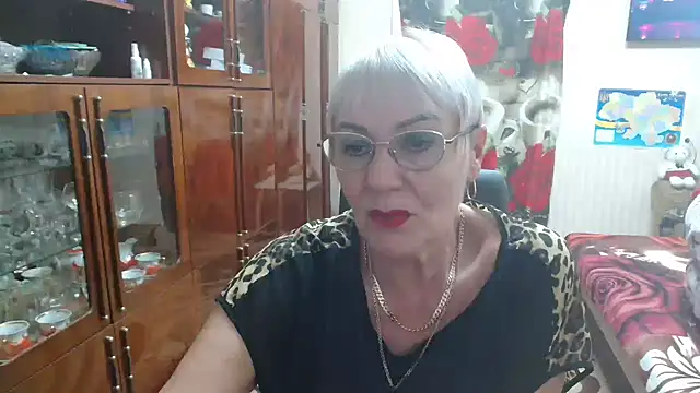 JenaCheim online show from October 13, 2025, 7:26 pm