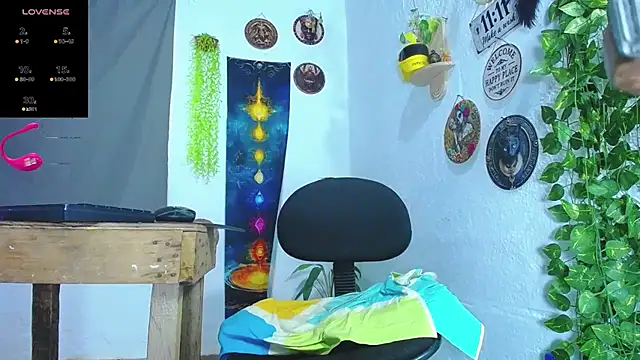 Snapshot of Zack_Grey chatting on July 24, 2026, 12:34 pm Zack Grey online show from July 24, 2026, 12:34 pm