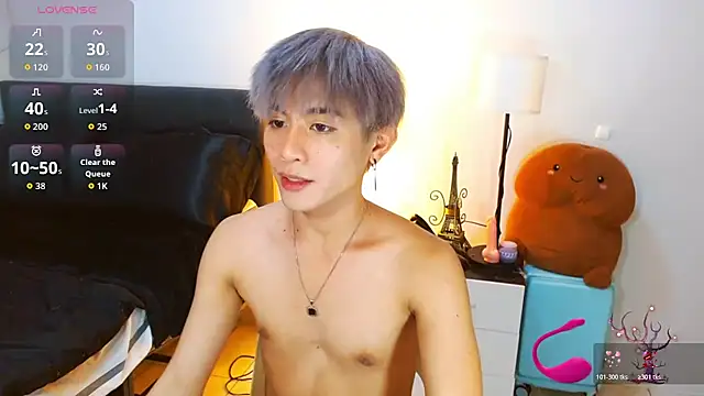 WildestTwink online show from May 7, 2026, 4:10 pm