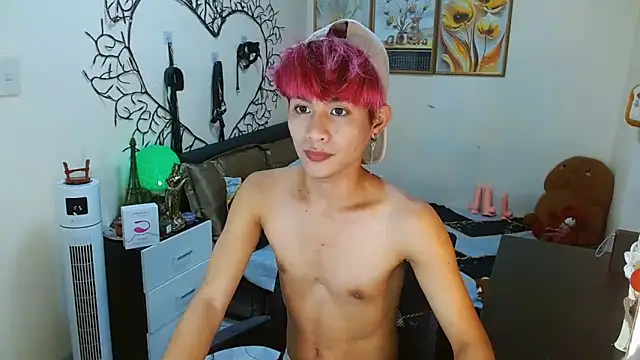 WildestTwink online show from September 29, 2025, 6:02 pm