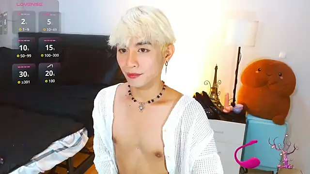 WildestTwink online show from May 1, 2026, 3:06 pm