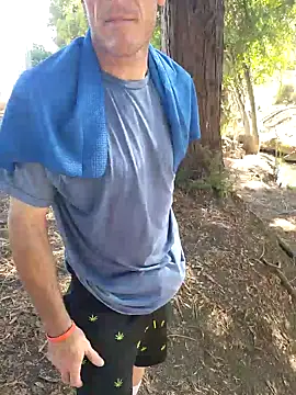 415cali925 online show from September 26, 2025, 9:54 pm