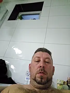 ktmtom247 online show from February 1, 2026, 6:33 am