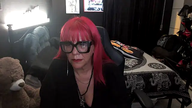 Snapshot of diavo72 chatting on July 22, 2026, 7:49 pm diavo72 online show from July 22, 2026, 7:49 pm