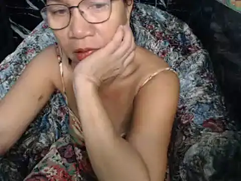ASIANDOLLY4U online show from April 10, 2026, 12:17 am