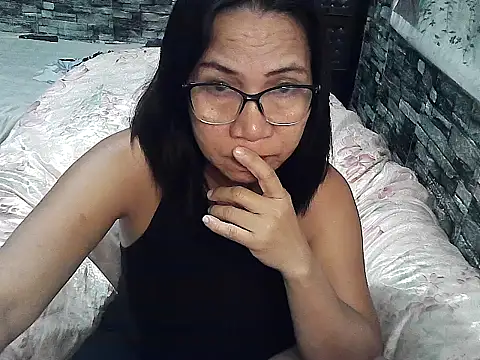 ASIANDOLLY4U online show from March 6, 2025, 10:36 pm