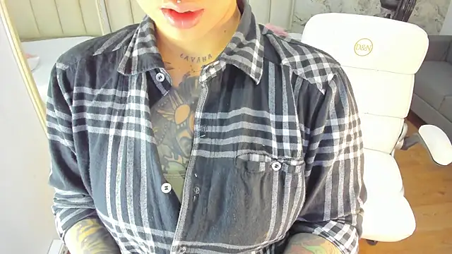 amy ink online show from October 20, 2025, 11:33 am