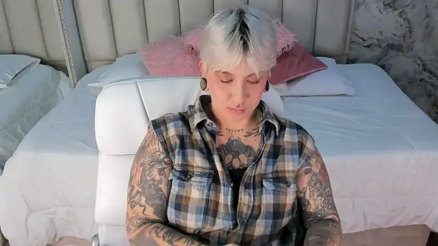 amy ink online show from October 13, 2025, 11:12 am