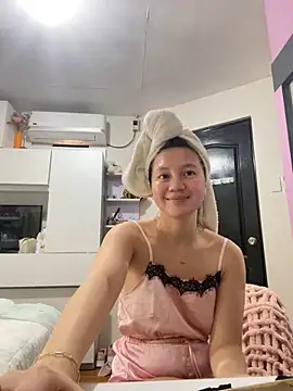 Snapshot of asianmystery203 chatting on February 20, 2025, 5:33 am asianmystery203 online show from February 20, 2025, 5:33 am