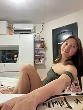 Snapshot of asianmystery203 chatting on February 5, 2025, 7:18 am asianmystery203 online show from February 5, 2025, 7:18 am