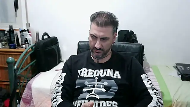 Italian dark desire online show from February 21, 2026, 9:44 am