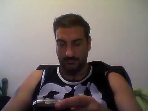 Snapshot of Italian_dark_desire chatting on November 1, 2025, 10:09 am Italian dark desire online show from November 1, 2025, 10:09 am