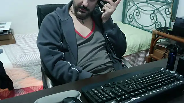 Snapshot of Italian_dark_desire chatting on November 28, 2025, 10:04 am Italian dark desire online show from November 28, 2025, 10:04 am