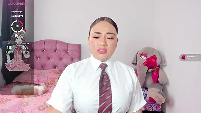ReyleDoll online show from April 21, 2026, 9:10 pm