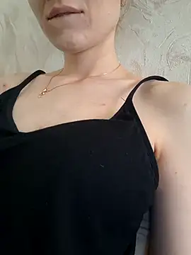 Snapshot of YogisticJuli666 chatting on October 9, 2025, 6:36 am YogisticJuli666 online show from October 9, 2025, 6:36 am