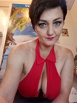 Snapshot of lucillabollente chatting on June 5, 2026, 6:52 am lucillabollente online show from June 5, 2026, 6:52 am