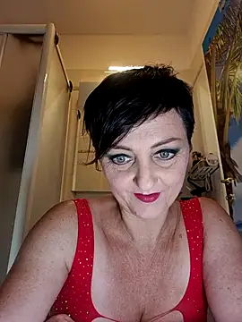 Snapshot of lucillabollente chatting on June 15, 2026, 4:12 am lucillabollente online show from June 15, 2026, 4:12 am