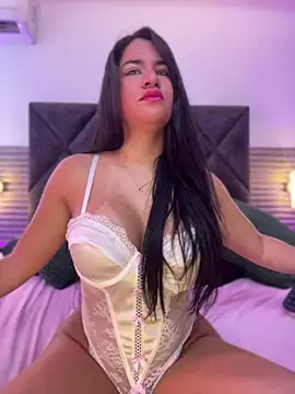Zafira Alabi online show from April 28, 2026, 4:11 pm