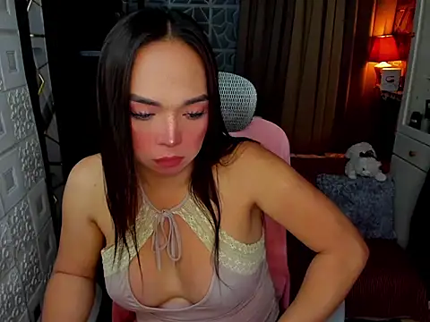 Snapshot of tssexylover chatting on February 24, 2026, 2:45 am tssexylover online show from February 24, 2026, 2:45 am