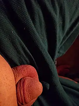 Snapshot of russtee chatting on February 24, 2026, 6:03 am russtee online show from February 24, 2026, 6:03 am