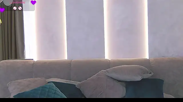 Snapshot of Sinful_Eyes chatting on March 16, 2025, 7:15 am Sinful Eyes online show from March 16, 2025, 7:15 am