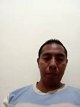 Snapshot of desnudo_Sexoxo chatting on January 22, 2025, 1:20 am desnudo Sexoxo online show from January 22, 2025, 1:20 am