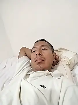 desnudo Sexoxo online show from April 3, 2026, 1:45 am