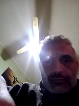 dammilano33 online show from November 27, 2025, 9:04 pm