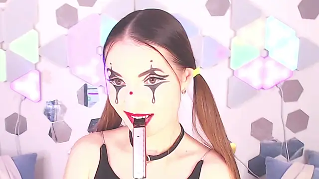 Snapshot of LexiKiss chatting on October 14, 2025, 2:23 am LexiKiss online show from October 14, 2025, 2:23 am