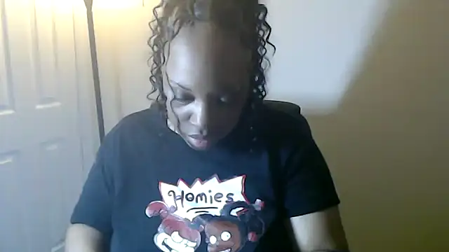 Snapshot of Sexymona1218 chatting on June 12, 2026, 5:49 am Sexymona1218 online show from June 12, 2026, 5:49 am
