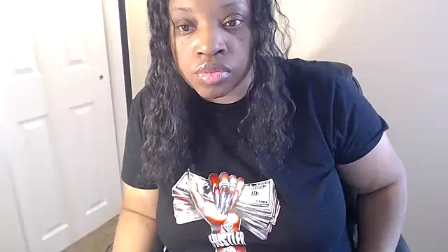 Sexymona1218 online show from April 26, 2026, 5:54 pm