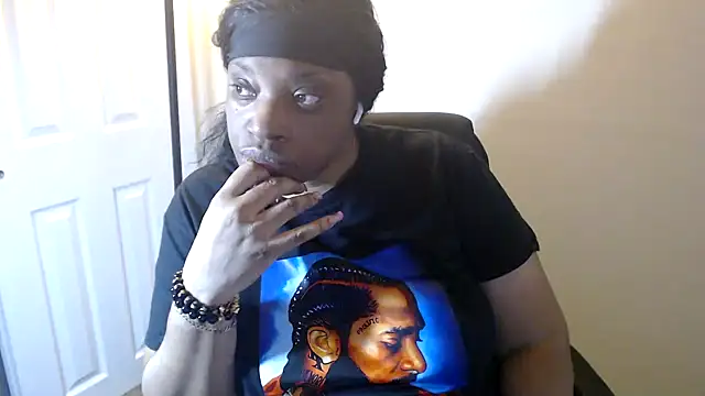 Sexymona1218 online show from July 28, 2026, 10:53 pm