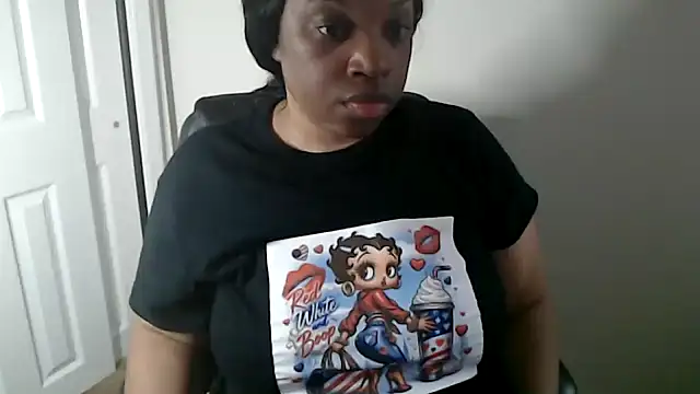 Sexymona1218 online show from July 5, 2026, 10:27 pm