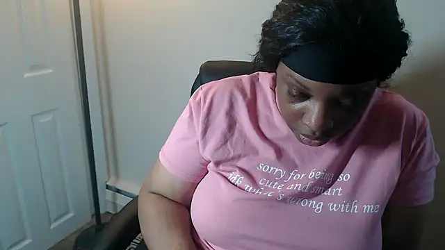 Sexymona1218 online show from July 6, 2026, 1:29 pm