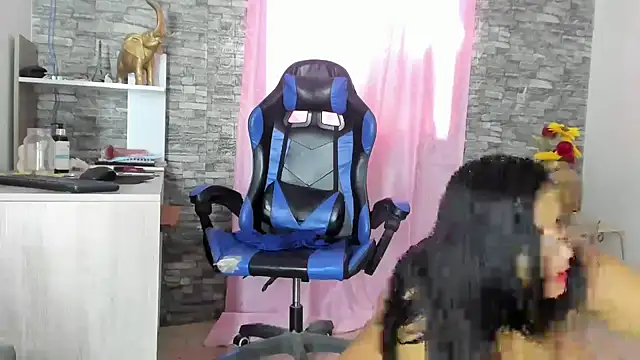 Snapshot of devorah_soto chatting on December 5, 2025, 2:59 pm devorah soto online show from December 5, 2025, 2:59 pm