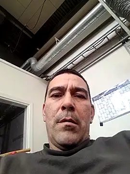 Snapshot of dick81 chatting on March 13, 2026, 2:33 pm dick81 online show from March 13, 2026, 2:33 pm