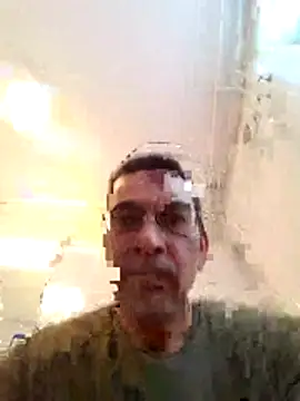 Snapshot of dick81 chatting on April 4, 2026, 11:50 am dick81 online show from April 4, 2026, 11:50 am